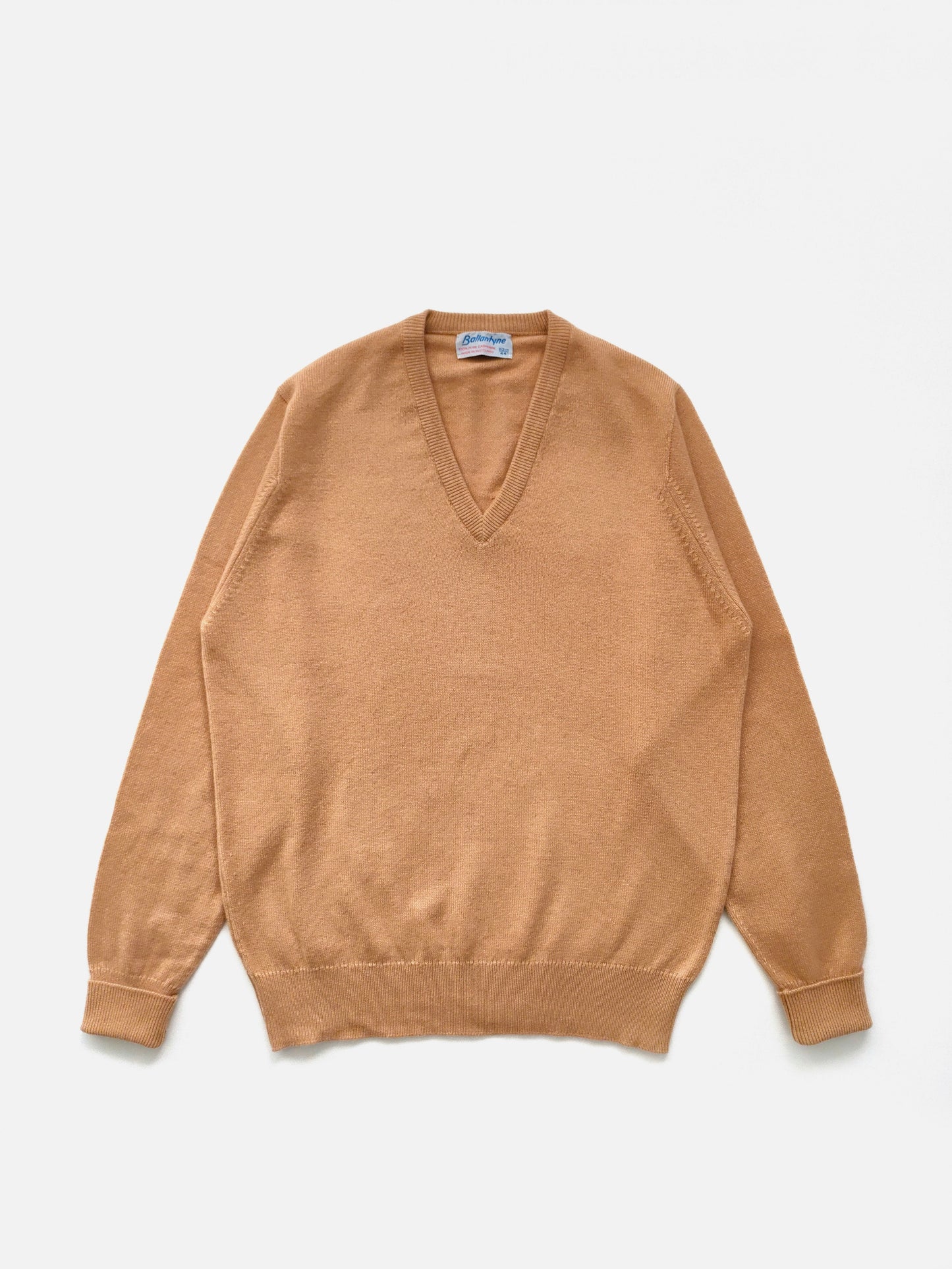 Ballantyne V-neck Sweater in Cashmere