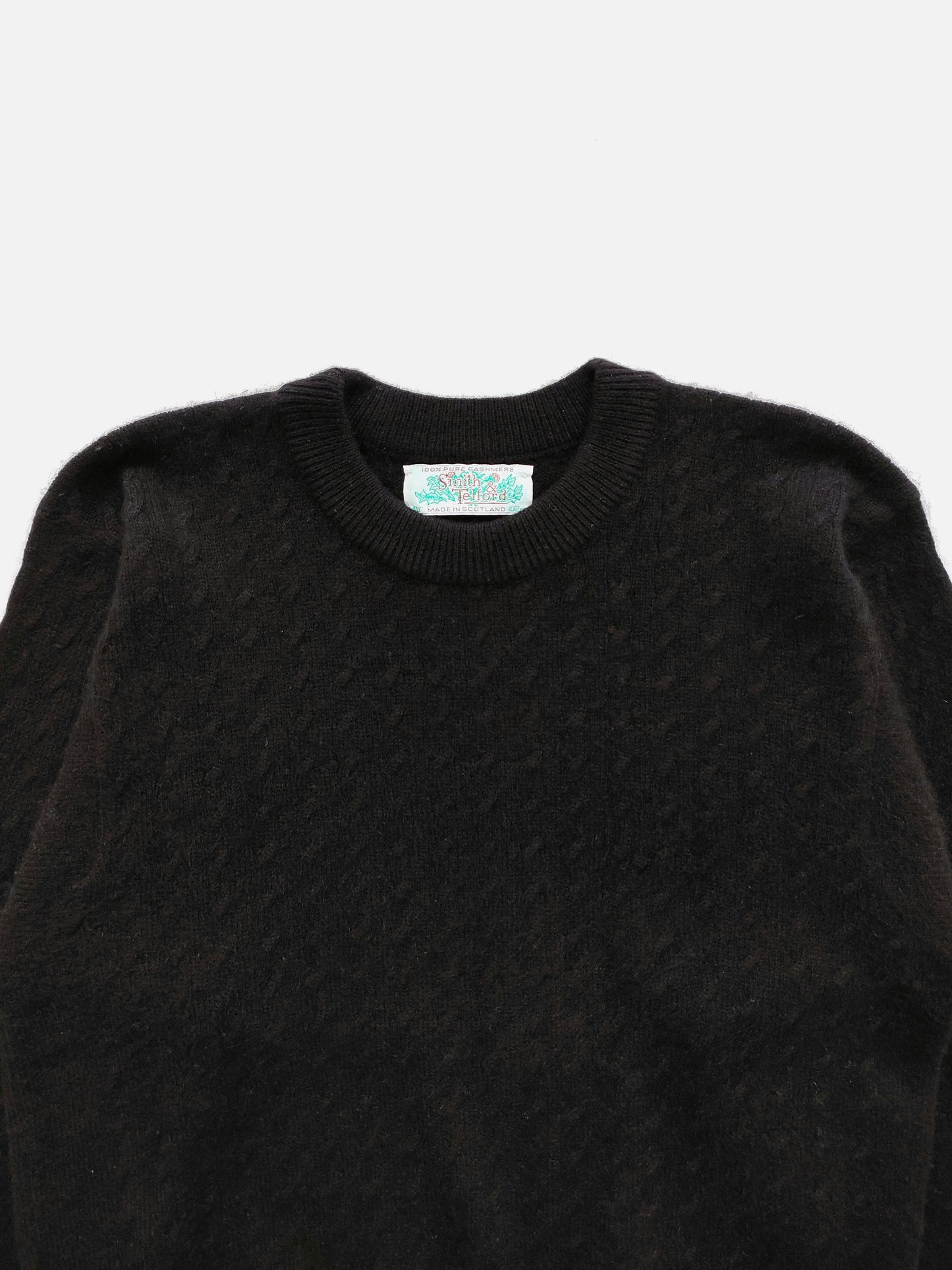 Smith & Tellford Heavy Knit Crewneck Sweater in Cashmere