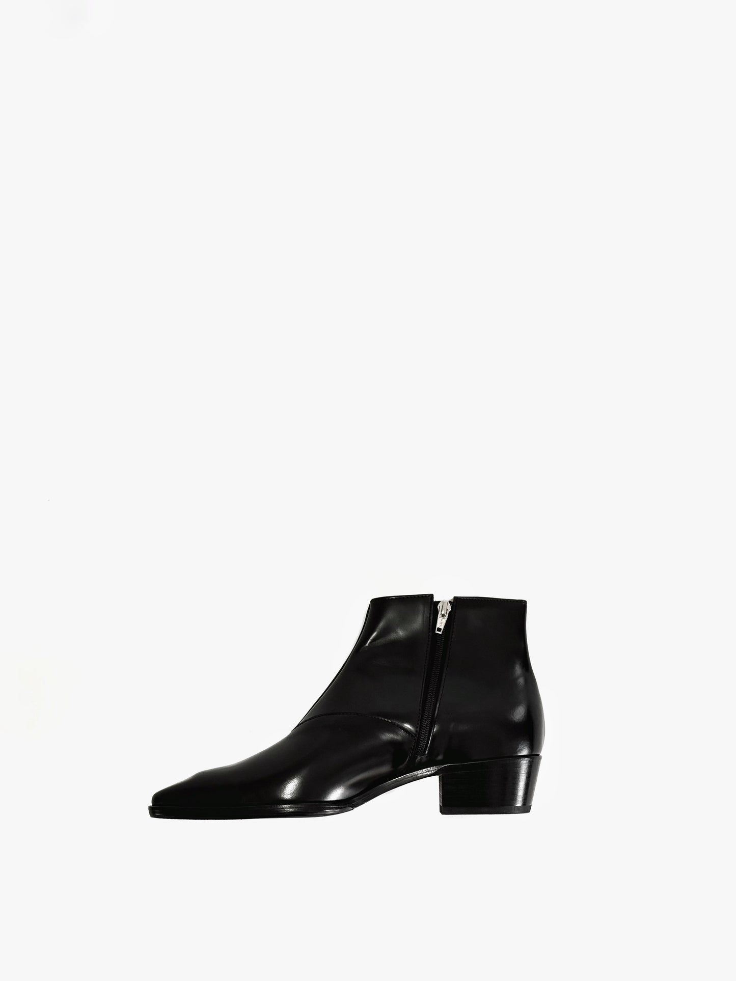 FB01 Boots